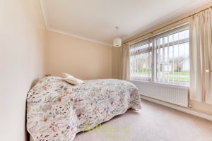 bed- click for photo gallery